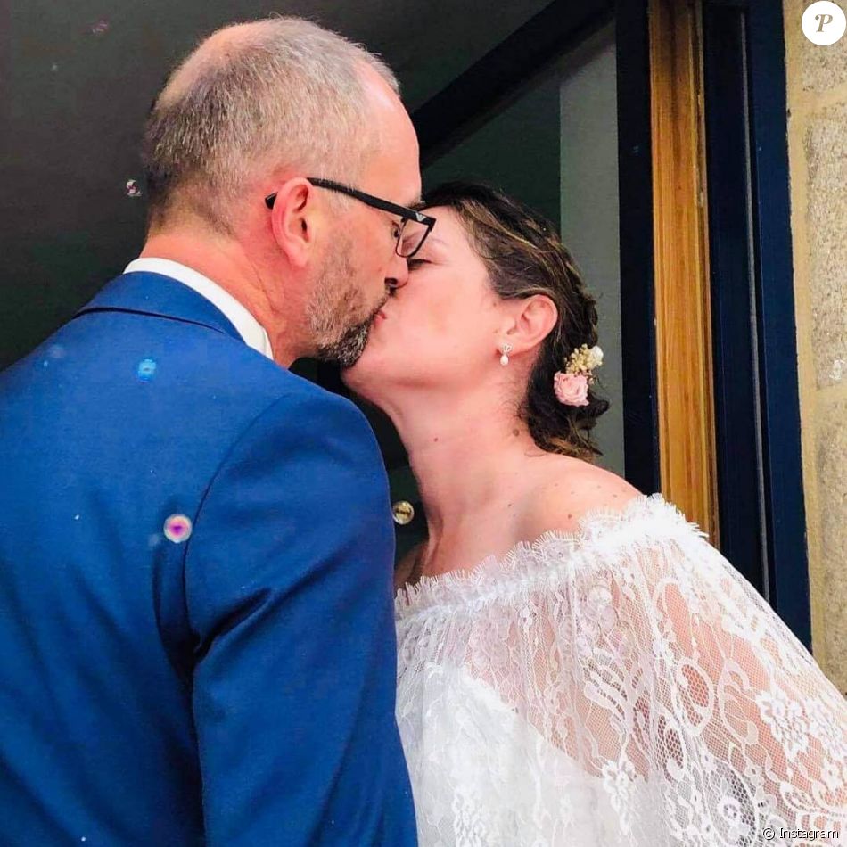 Jo Et Claire L amour Est Dans Le Pré