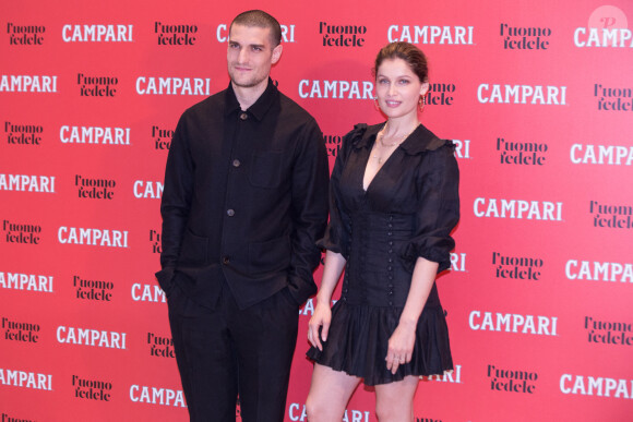 Laetitia Casta et son mari Louis Garrel au photocall du film "L'Homme Fidèle" à Rome, Italie, le 5 avril 2019. 