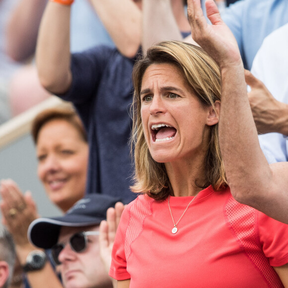 Amélie Mauresmo dans les tribunes lors des internationaux de tennis de Roland Garros à Paris, France, le 31 mai 2019. © Jacovides-Moreau/Bestimage