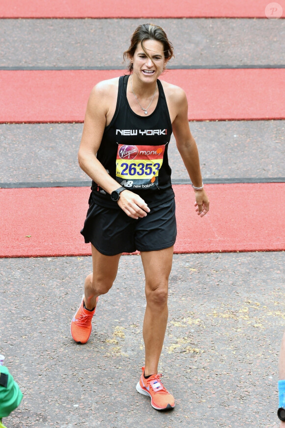 Amélie Mauresmo boucle le marathon de Londres en 3h22'45'' le 28 avril 2019.
