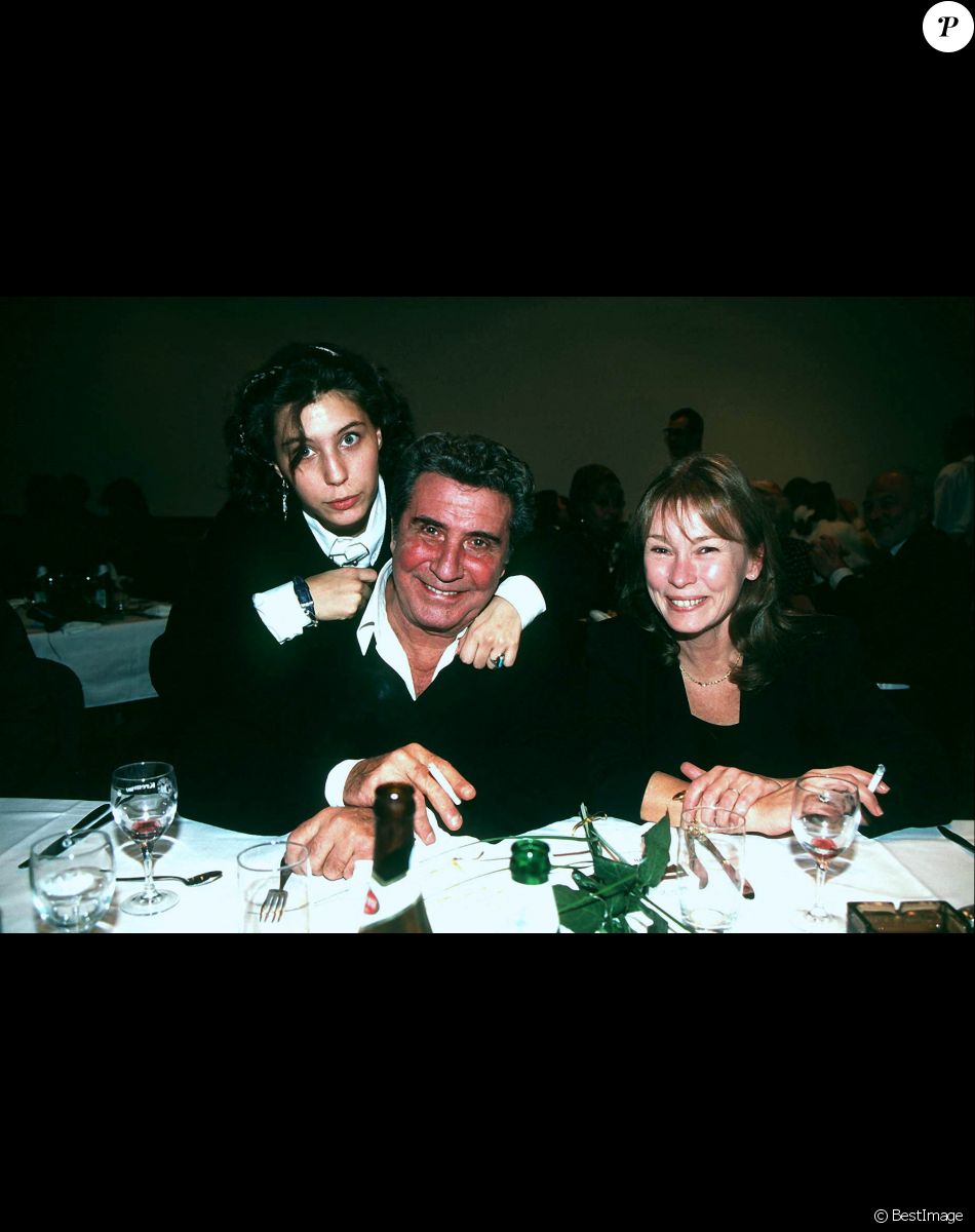 Gilbert Bécaud à Vienne avec Kitty et Emily.