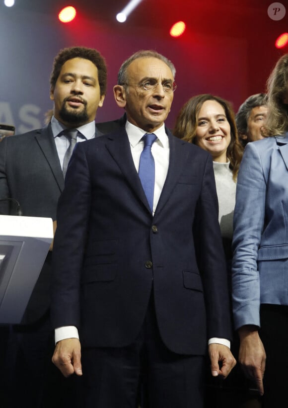 Sarah Knafo et Eric Zemmour - Premier meeting du candidat à l'élection présidentielle avec son parti "Reconquête !" à Villepinte le 5 décembre 2021