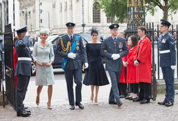 Kate Catherine Middleton, duchesse de Cambridge, le prince William, duc de Cambridge, Meghan Markle, duchesse de Sussex (habillée en Dior Haute Couture par Maria Grazia Chiuri) et le prince Harry, duc de Sussex - Arrivées de la famille royale d'Angleterre à l'abbaye de Westminster pour le centenaire de la RAF à Londres. Le 10 juillet 2018