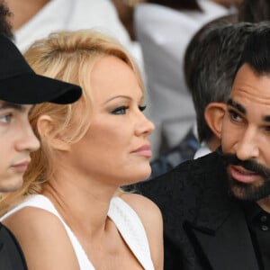 Brandon Lee, sa mère Pamela Anderson et son compagnon Adil Rami lors de la soirée Amber Lounge Monaco 2019 au profit de la fondation de Jackie Stewart "Race Against Dementia" à l'hôtel Méridien Beach Plaza à Monaco, le 24 mai 2019. © Bruno Bebert / Bestimage