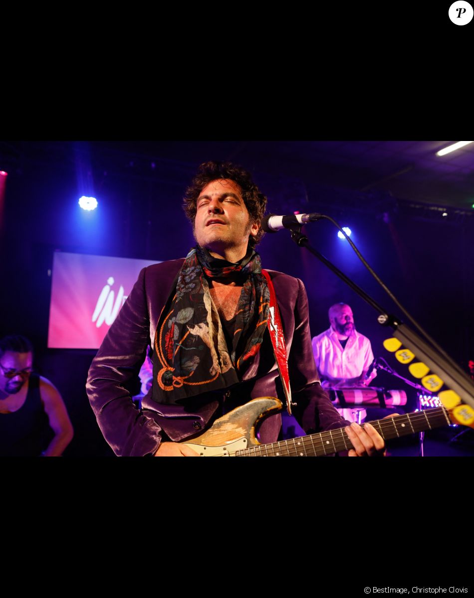 Exclusif - Matthieu Chedid - Showcase lors de la soirée de lancement de l'application d'entraide "Indigo" au Ground Control à Paris, le 30 avril 2019. © Christophe Clovis / Bestimage