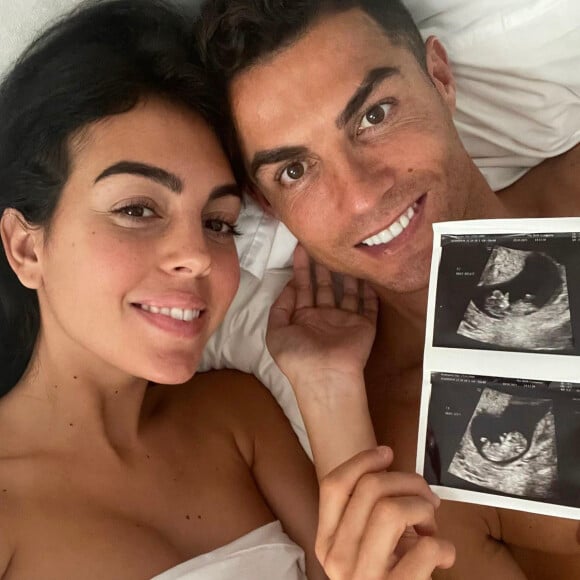 Georgina Rodríguez et Cristiano Ronaldo annoncent qu'ils attendent des jumeaux.