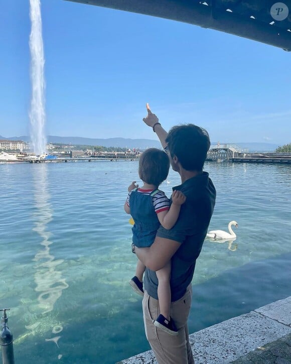 Julien Dereims, le mari d'Anouchka Delon, avec leur fils Lino sur Instagram, août 2021.