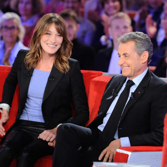 Exclusif - Carla Bruni-Sarkozy et Nicolas Sarkozy - Enregistrement de l'émission "Vivement Dimanche" à Paris le 30 septembre 2019. © Guillaume Gaffiot/Bestimage