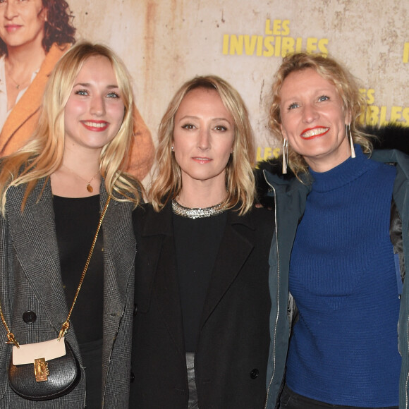 Alexandra Lamy avec sa fille Chloe Jouannet et sa soeur Audrey Lamy - Avant-première du film "Les Invisibles" au cinéma Gaumont Opéra à Paris, le 7 janvier 2019. © Coadic Guirec/Bestimage