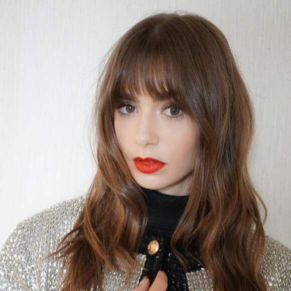 Lily Collins sur Instagram. Le 14 décembre 2021.