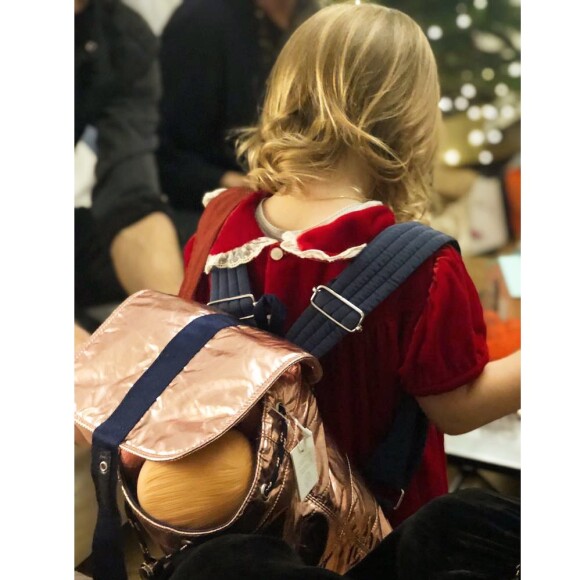 Lola, la fille aînée de Pierre Niney et sa compagne Natasha Andrews, sur Instagram, décembre 2019.