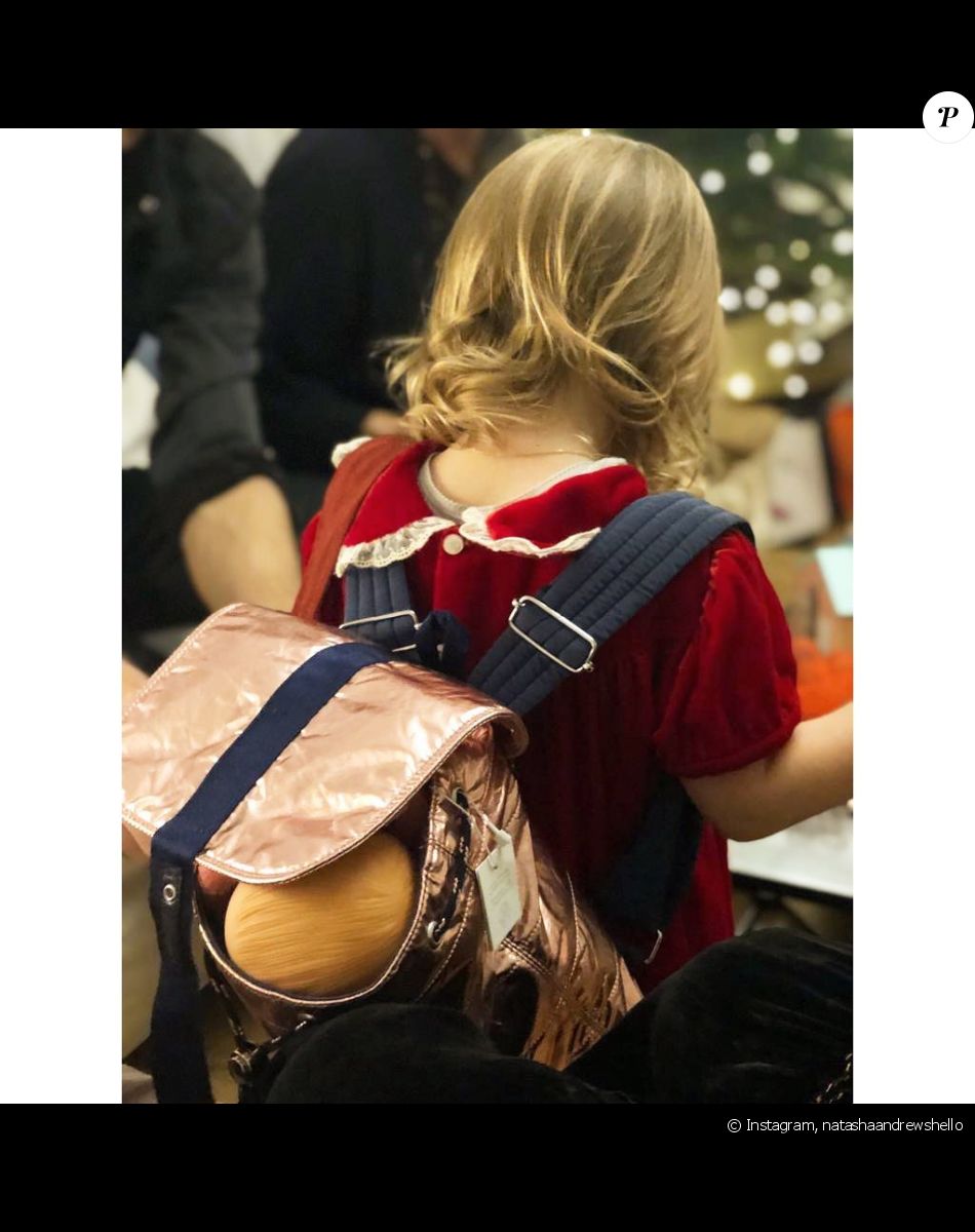 Lola, la fille aînée de Pierre Niney et sa compagne Natasha Andrews, sur Instagram, décembre 2019.