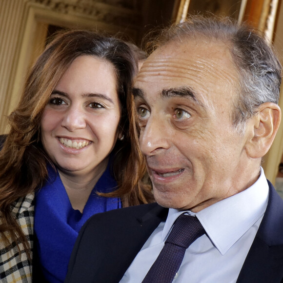 Eric Zemmour et sa conseillère politique Sarah Knafo à Paris © Cédric Perrin / Bestimage