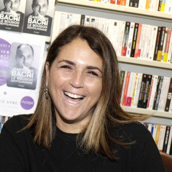 Exclusif - Valérie Benaïm - Valérie Benaïm et Sandra Freeman dédicacent leur livre "Jean-Pierre Bacri, Le Bougon Gentilhomme aux éditions de l'Archipel à Paris le 8 janvier 2022. © Cédric Perrin/Bestimage