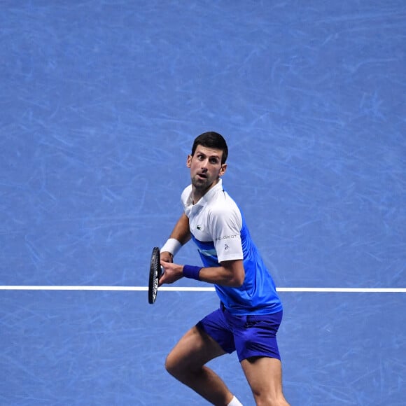 Novak Djokovic face à Cameron Norrie lors du Masters ATP à Turin, le 19 novembre 2021.