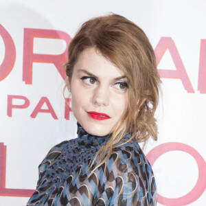 Coeur de pirate (Béatrice Martin) - Photocall de la soirée "L'Oréal Paris Red Obsession Party" à Paris, le 8 mars 2016. © Olivier Borde/Bestimage 