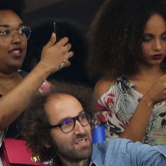 Élodie Bouchez et son mari Thomas Bangalter (groupe Daft Punk) dans les tribunes lors de la Ligue des nations opposant la France aux Pays-Bas, au Stade de France, à Saint-Denis, Seine Saint-Denis, France, le 9 septembre 2018 © Cyril Moreau/Bestimage 