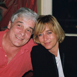 Anniversaire de Jacques Weber (52 ans) avec sa femme Christine au Club de l'étoile.