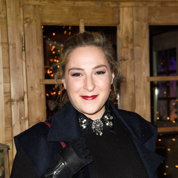 Marilou Berry - Inauguration du "Chalet les Neiges 1850" sur la terrasse de l'Hôtel Barrière Le Fouquet's à Paris le 27 novembre 2017. Lors de la soirée une partie de Boboules a été organisée. © Coadic Guirec/Bestimage