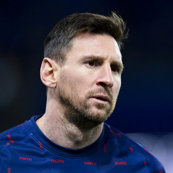 Echauffement des joueurs du PSG Lionel Messi (Leo) (PSG) - Le Paris-Saint-Germain (PSG) mène face au FC Bruges à la mi-temps du match de Ligue des champions au Parc des Princes à Paris, France. © Jean-Baptiste Autissier/Panoramic/Bestimage 