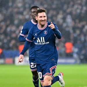 Lionel Messi (Leo) (PSG) - Le Paris-Saint-Germain (PSG) mène 3-0 face au FC Bruges à la mi-temps du match de Ligue des champions au Parc des Princes à Paris, France, le 7 décembre 2021. © Jean-Baptiste Autissier/Panoramic/Bestimage