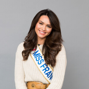 Exclusif - Rendez-vous avec Diane Leyre (Miss France) dans les locaux de Webedia à Levallois. © Tiziano Da Silva / Bestimage