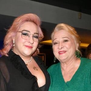 Marilou Berry et sa mère Josiane Balasko - Avant-première du film "Mes très chers enfants" au cinéma UGC Bercy à Paris, le 13 décembre 2021. © Veeren / Bestimage