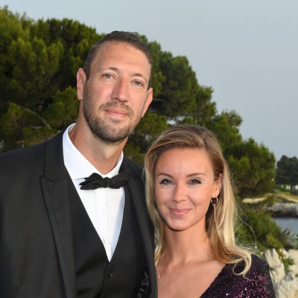 Exclusif - Alain Bernard et sa fiancée Faustine lors de la soirée de gala de la Croix Rouge à l'hôtel du Cap-Eden-Roc au Cap d'Antibes le 14 juin 2019. © Lionel Urman / Bestimage