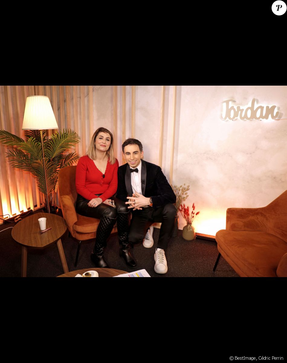 Jordan de Luxe et Amandine Pellissard lors de l'enregistrement de l'émission "Chez Jordan" à Paris le 28 janvier 2022. © Cédric Perrin / Bestimage 2