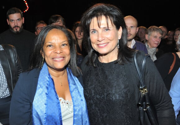 Christiane Taubira et Anne Sinclair - Dernier spectacle de Guy Bedos a l'Olympia "La der des der" a Paris. Le 23 decembre 2013  