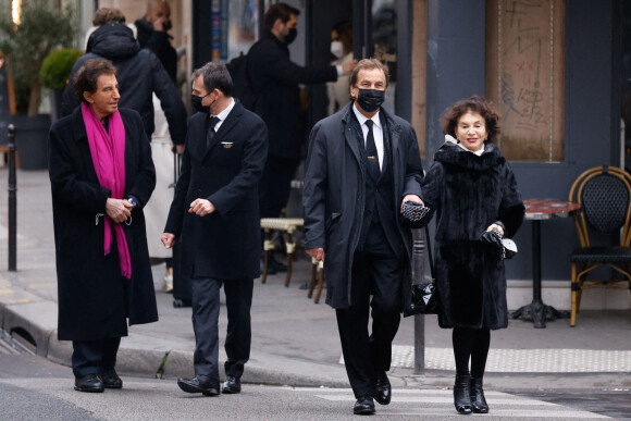 Jack Lang et sa femme Monique - Arrivées aux obsèques de Thierry Mugler au temple protestant de l'Oratoire du Louvre à Paris le 4 février 2022. 
