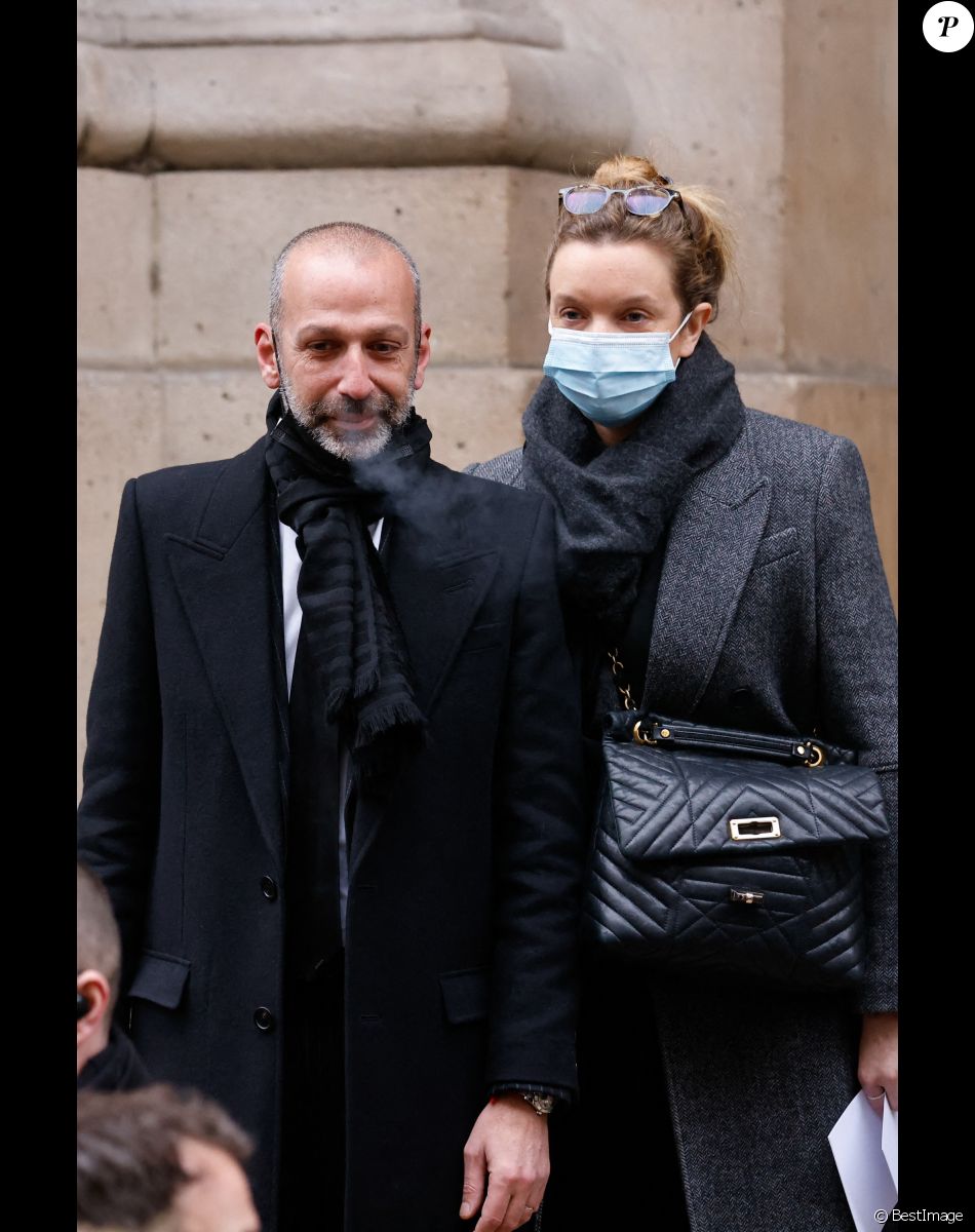 Arrivées aux obsèques de Thierry Mugler au temple protestant de l'Oratoire du Louvre à Paris le 4 février 2022.