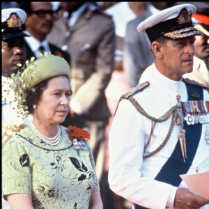 La reine Elizabeth et son mari le prince Philip de retour au Kenya en 1983. 
