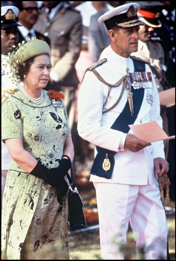 La reine Elizabeth et son mari le prince Philip de retour au Kenya en 1983. 