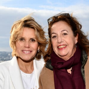 Laura Tenoudji Estrosi et Anne Barrère, Vice-présidente de la Fondation Hôpitaux de Paris-Hôpitaux de France, durant la clôture nationale de l'opération Pièces Jaunes 2022, sur la colline du Château à Nice, le 4 février 2022. La Fondation Hôpitaux de Paris-Hôpitaux de France organise chaque année l'opération Pièces Jaunes, une collecte de fonds en faveur des enfants et adolescents hospitalisés. Depuis 1989, l'opération Pièces Jaunes a déjà aidé les équipes soignantes et médicales à concrétiser près de 15000 projets au bénéfice des patients, des soignants et des aidants et 6500 projets au profit des personnes âgées. © Bruno Bebert / Bestimage