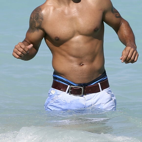 Shemar Moore sur la plage à Miami le 8 mars 2013