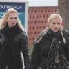 Michelle Hunziker en virée shopping vec une amie à Miami, le 6 janvier 2010 !