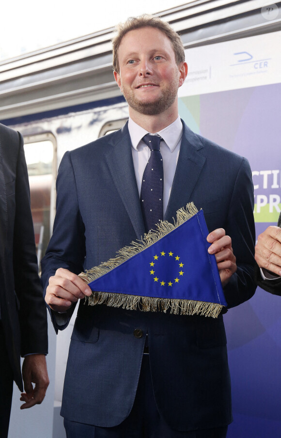Arrivée du Connecting Europe Express en présence de Clément Beaune Secrétaire d'État charge des Affaires européennes à la Gare de l'Est le 7 octobre 2021