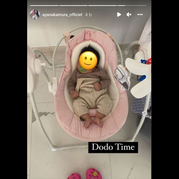 Aya Nakamura, maman pour la 2e fois, a partagé cette photo de bébé sur Instagram. Février 2022.