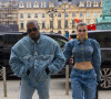 Kanye West (Ye) et sa compagne Julia Fox arrivent à l'hôtel Ritz à Paris. © Da Silva-Perusseau/Bestimage 