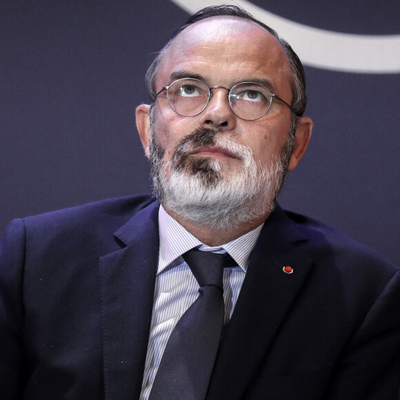 Edouard Philippe, président du Havre Seine Métropole et maire du Havre durant les troisièmes rencontres de l'Axe Seine : décarbonation et transition énergétique de l'Axe Seine, à la mairie de Paris, France, le 26 octobre 2021.