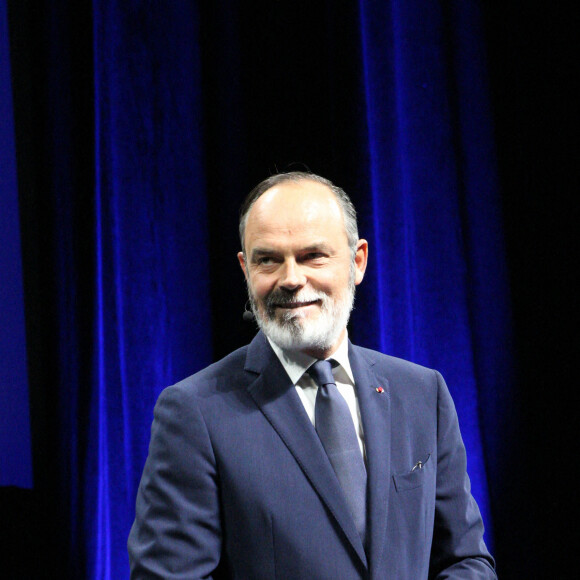 Edouard Philippe annonce la création d'Horizons, son nouveau parti . Une annonce faite lors d'un congrès au Havre samedi matin le 9 octobre 2021