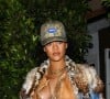 Rihanna enceinte a dîné au restaurant Giorgio Baldi à Santa Monica le 9 février 2022.