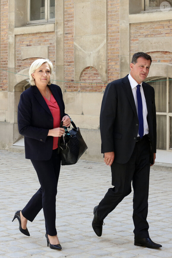 Marine Le Pen et son compagnon Louis Aliot - Députés et sénateurs arrivant lors de la réunion du Parlement en Congrès au château de Versailles, le 3 juillet 2017.