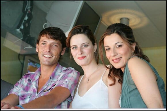 Hélène Médigue en 2005 aux côtés de Laurent Kérusoré et d'Anne Decis
