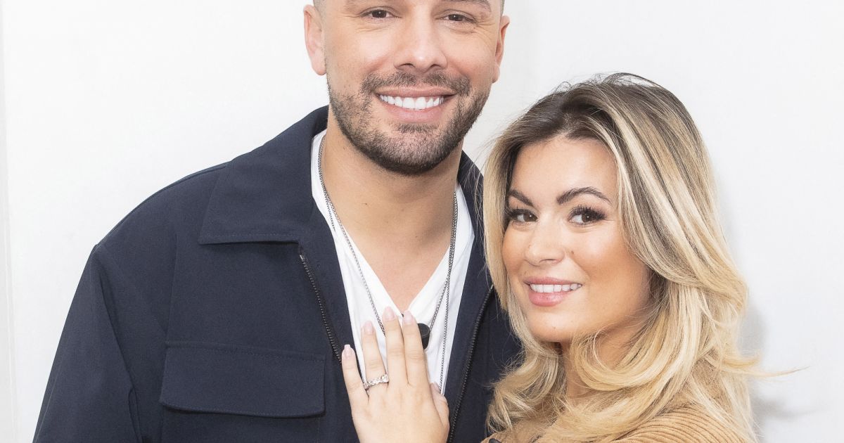 Carla Moreau enceinte de son 2e enfant ? Un test de grossesse dévoilé, Kevin Guedj impatient Carla Moreau enceinte de son 2e enfant ? Un test de grossesse dévoilé, Kevin Guedj impatient