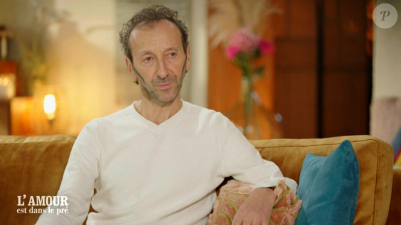 Alain lors du tournage de son portrait de  "L'amour est dans le pré 2022", diffusé le 14 février, sur M6