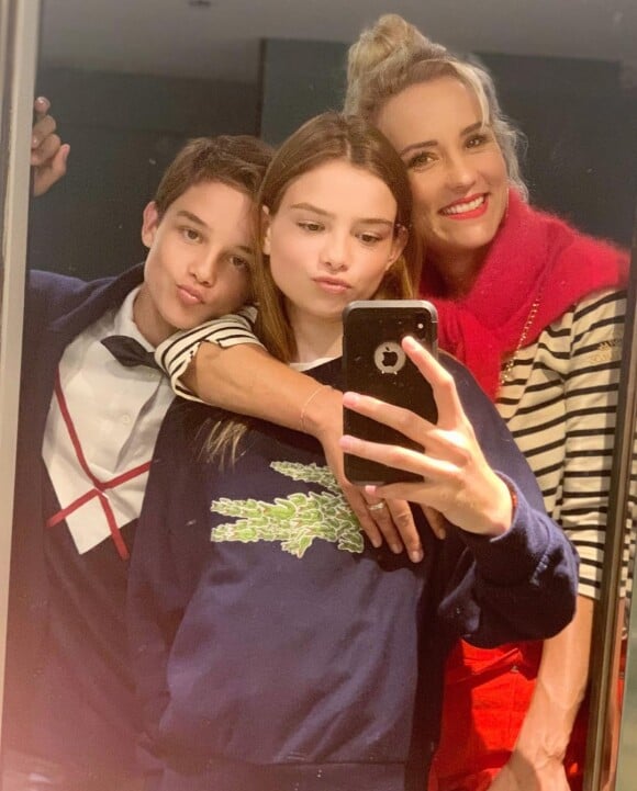 Elodie Gossuin avec ses enfants Jules et Rose.
