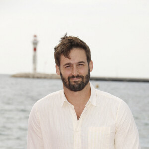 Guillaume Labbe Photocall sur le ponton de l'Hôtel Barrière Le Majestic La 4ème saison de CANNESERIES à Cannes samedi 9 octobre 2021. © Christophe Aubert via Bestimage 