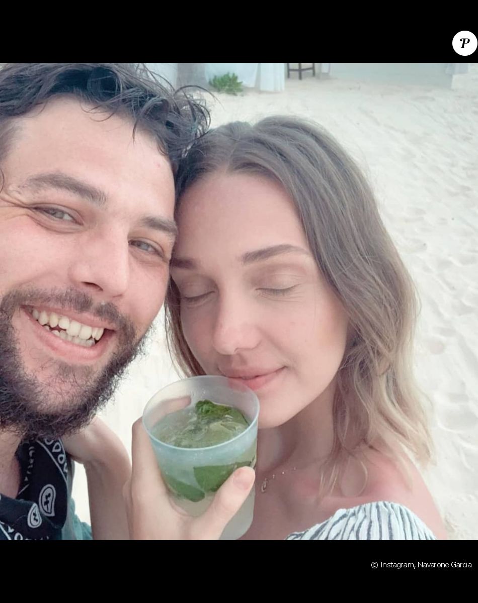 Navarone, le fils de Priscilla Presley, a épousé sa petite amie Elisa en Suisse.